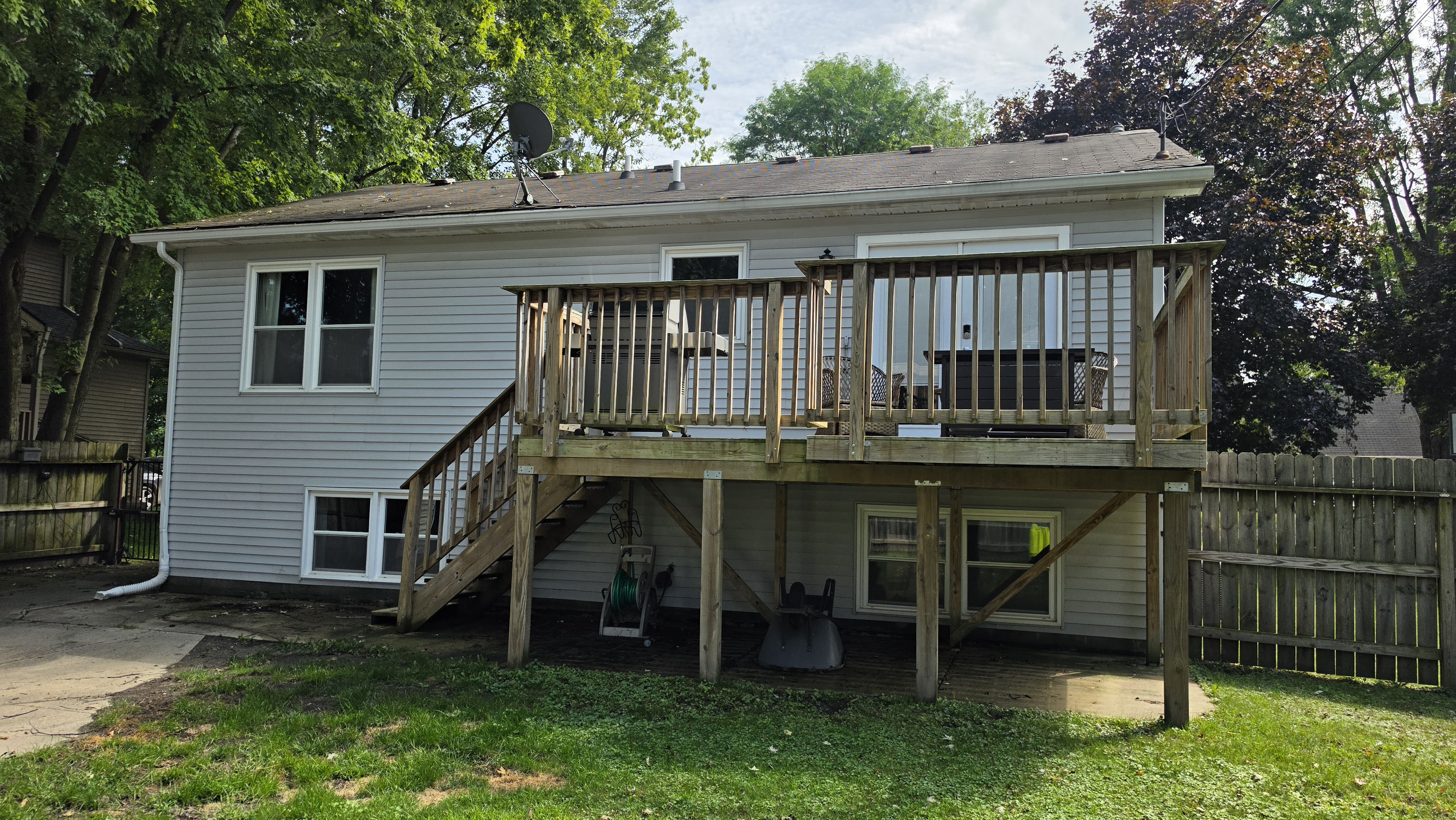Deck at 1095 Seabury Drive